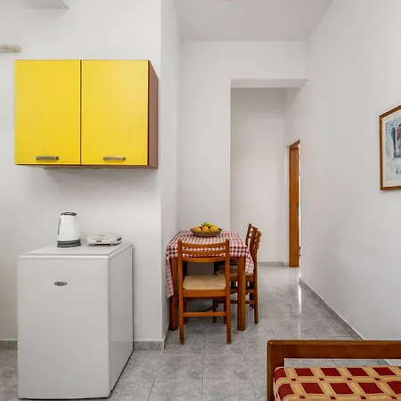 Evi & Pefkos Отель Pefki (Rhodes)