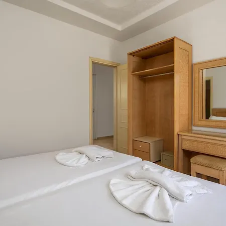 Evi & Pefkos Pefki (Rhodes)