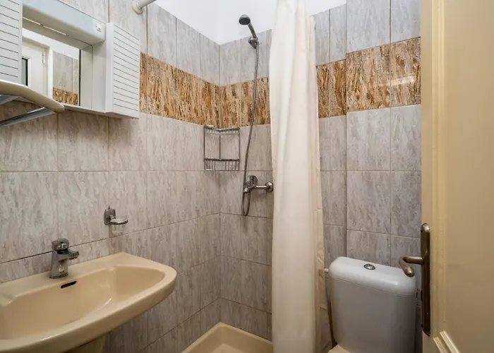 Hotel Evi & Pefkos *