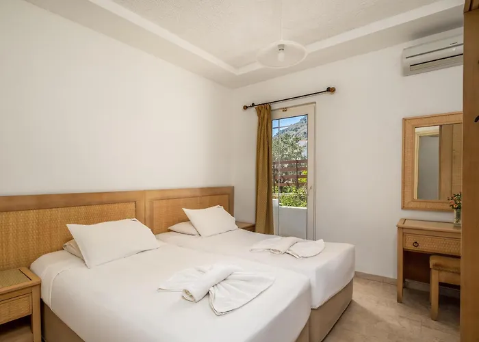 Evi & Pefkos Otel Pefki